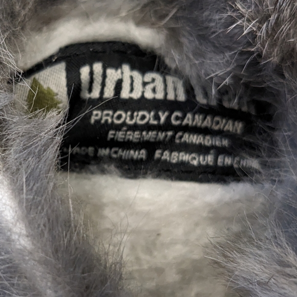 Urban Trail Kids Beaded Moccasins - Picture 5 of 7